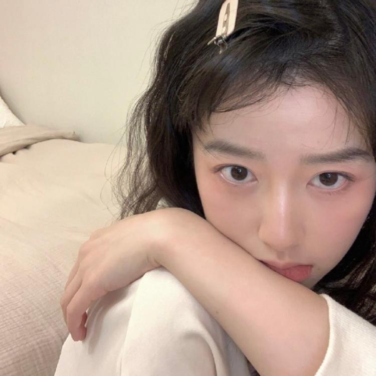 永野芽郁（饰 三条燕） - 多语言字幕在线观看 - 云端看剧